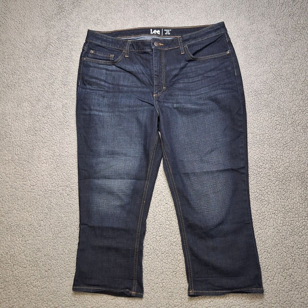 Lee Capri Jeans Women's Sz 18M (actual 37) Blue Regular Fit Mid Rise Dark Wash